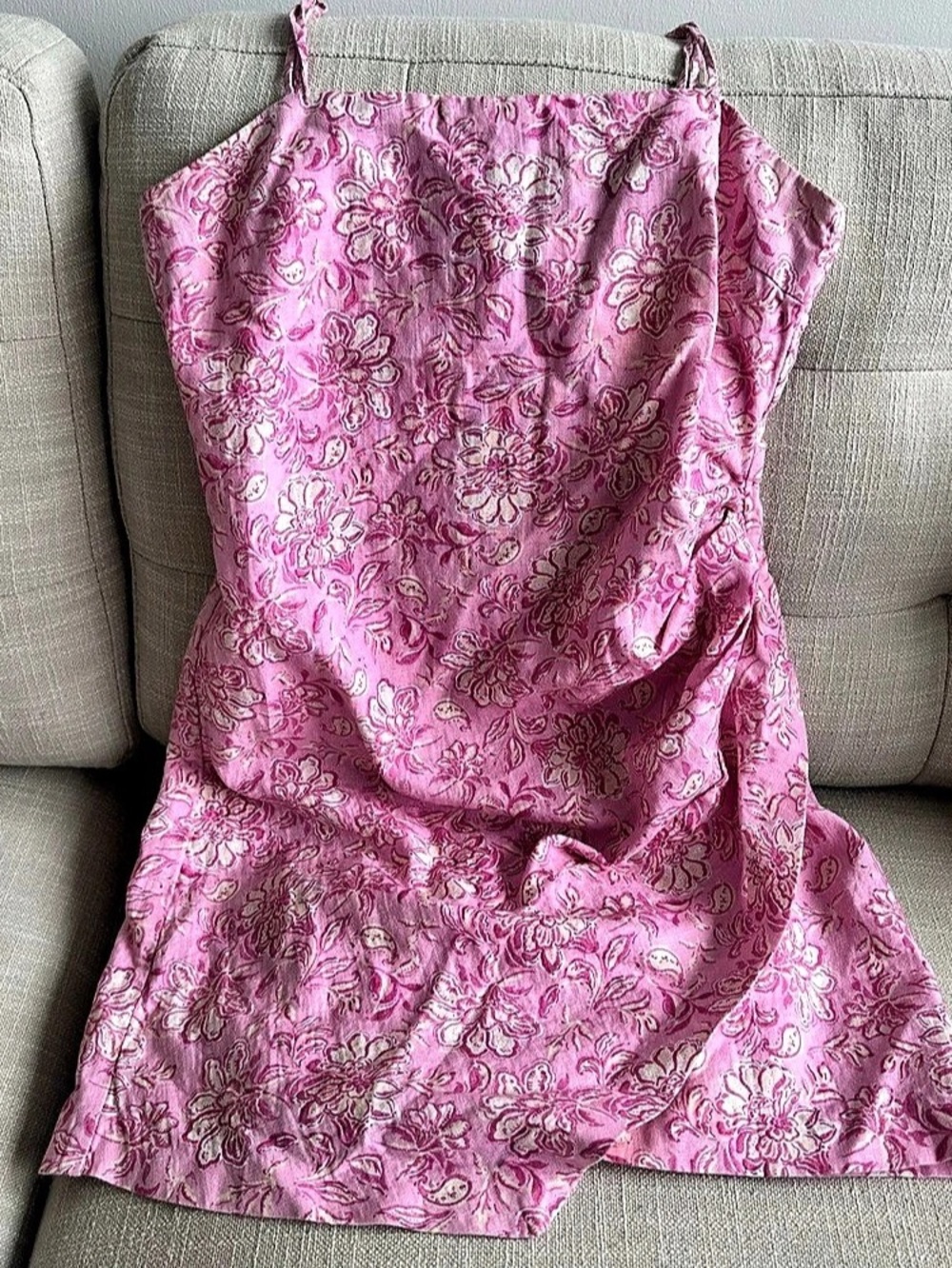 Zara Floral Mini Dress in Pink Size 26 Like New